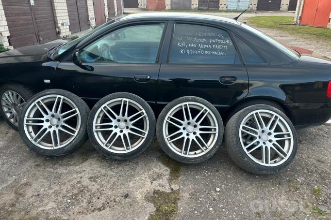 Audi, stal tłoczona