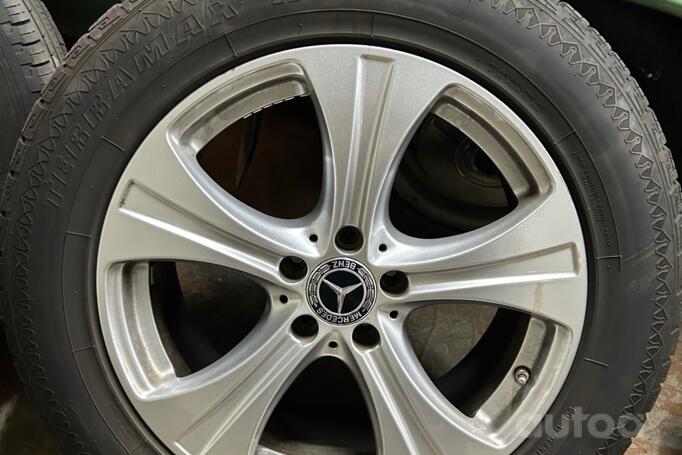 Mercedes, stop lekki