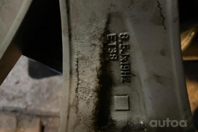 Mercedes, stop lekki