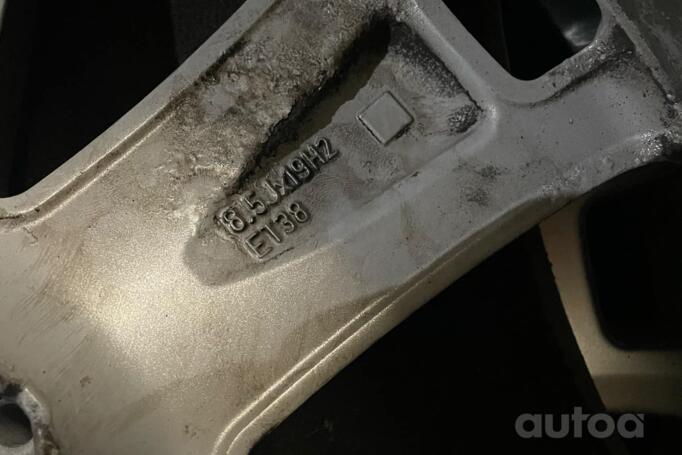 Mercedes, stop lekki