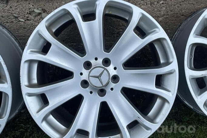 Mercedes, stop lekki