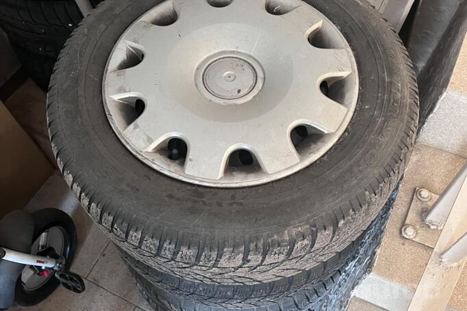 Golf, stal tłoczona