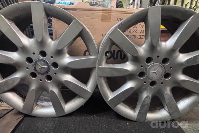 Mercedes, stop lekki