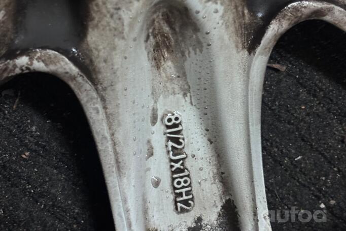 Mercedes, stop lekki