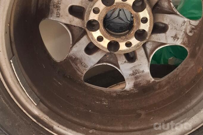 Mercedes, stop lekki