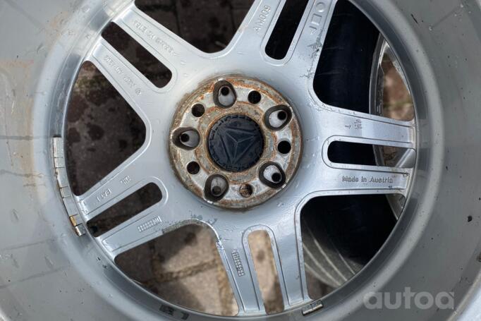 Mercedes, stop lekki