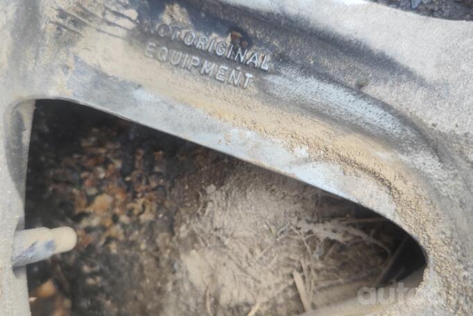 Made in Italy NOT ORIGINAL EQUIPMENT”, stop lekki