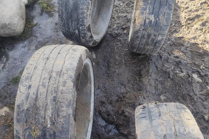 Made in Italy NOT ORIGINAL EQUIPMENT”, stop lekki