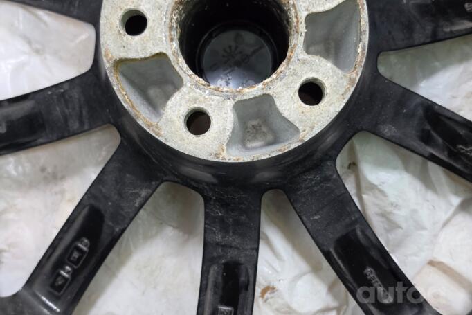 Audi, stal tłoczona