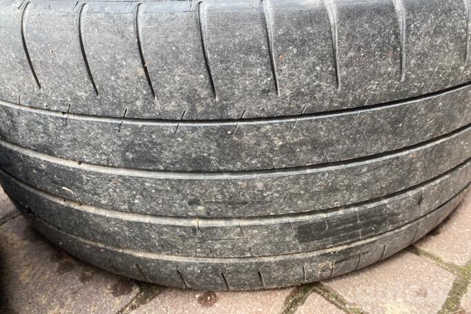 Mercedes, stop lekki