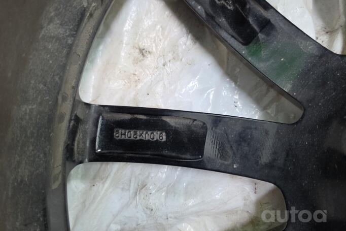 Audi, stal tłoczona