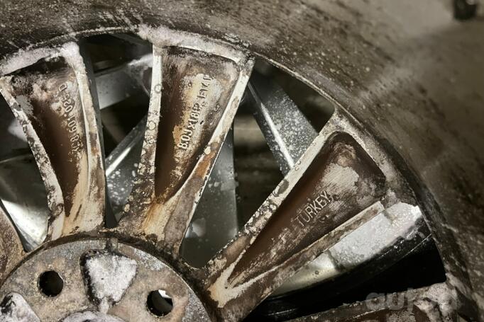 Mallory Turbine, stop lekki