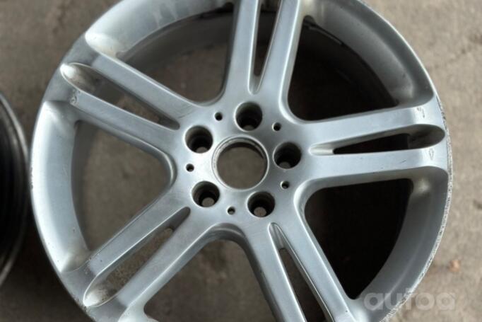 Mercedes, stop lekki