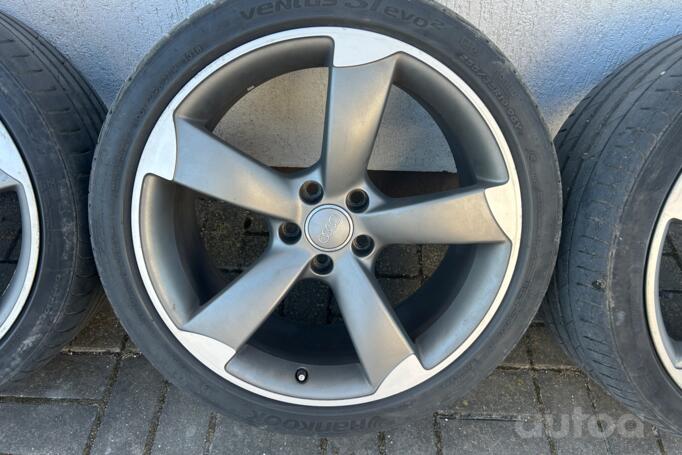 Audi R19, stop lekki