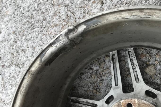 Mercedes AMG, stop lekki