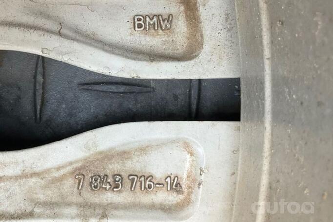 BMW, stop lekki