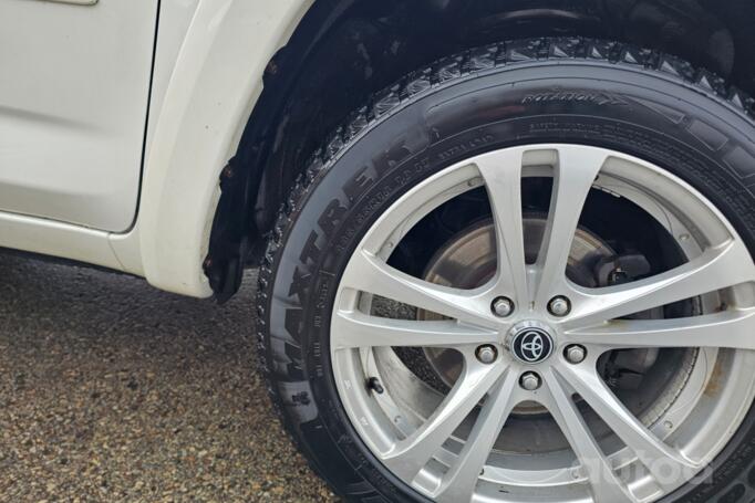 Toyota, stop lekki