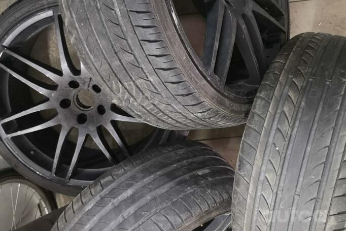 Audi, stop lekki