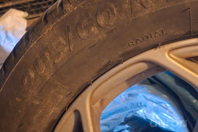 Ford, stop lekki