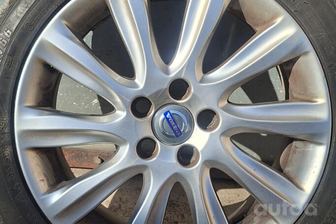 Volvo, stop lekki