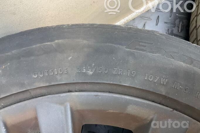 BMW, stop lekki