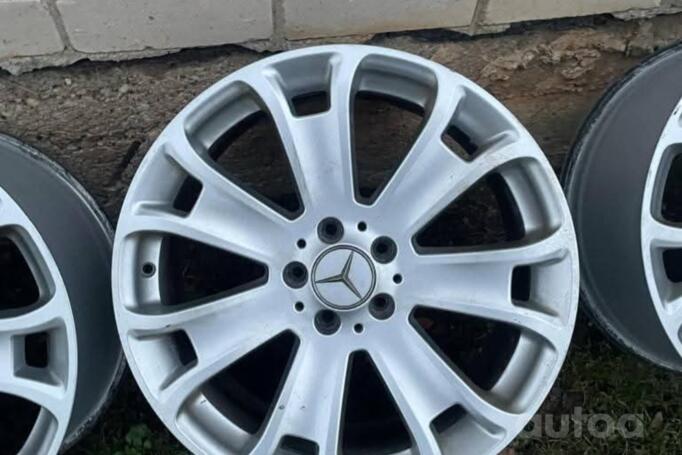 Mercedes, stop lekki