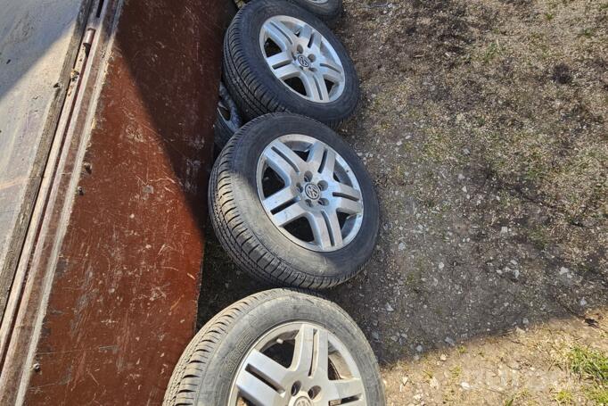 Audi, stop lekki