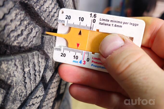 Toyota/aftermarketai, stop lekki