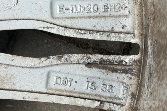 BMW, stop lekki