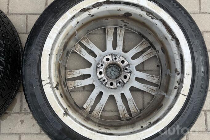 BMW, stop lekki