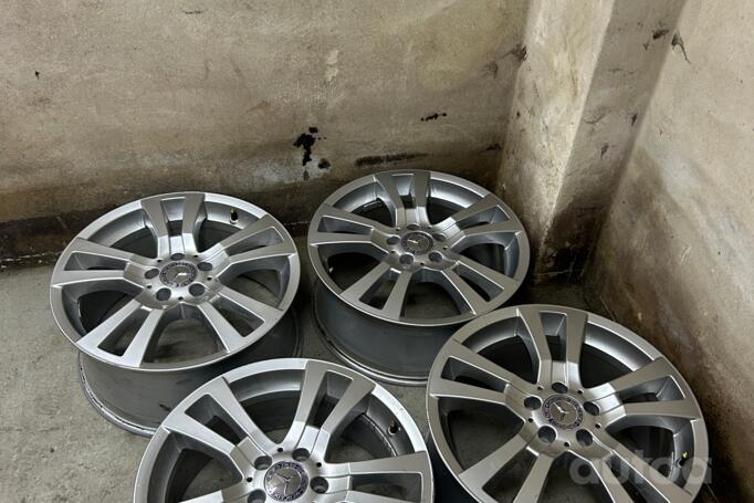 Mercedes, stop lekki