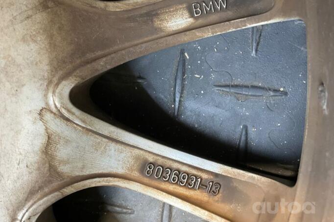 BMW, stop lekki