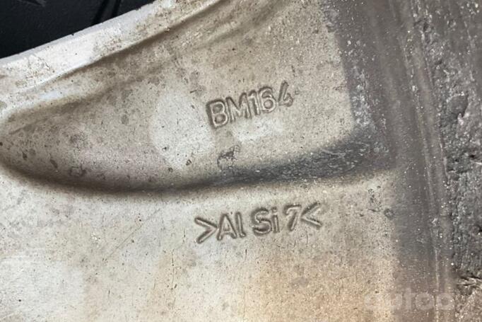 BMW, stop lekki
