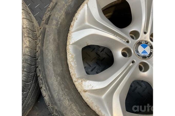 BMW, stop lekki