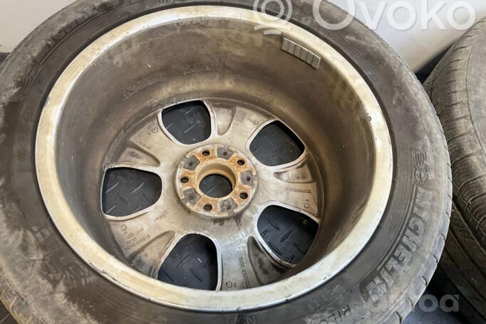 BMW, stop lekki