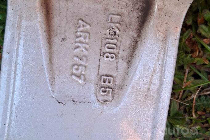 Rial, stop lekki