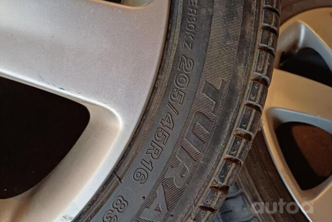 MITSUBISHI, stop lekki