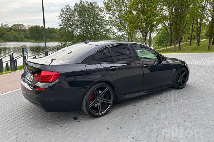 Vossen Bosan, stop lekki
