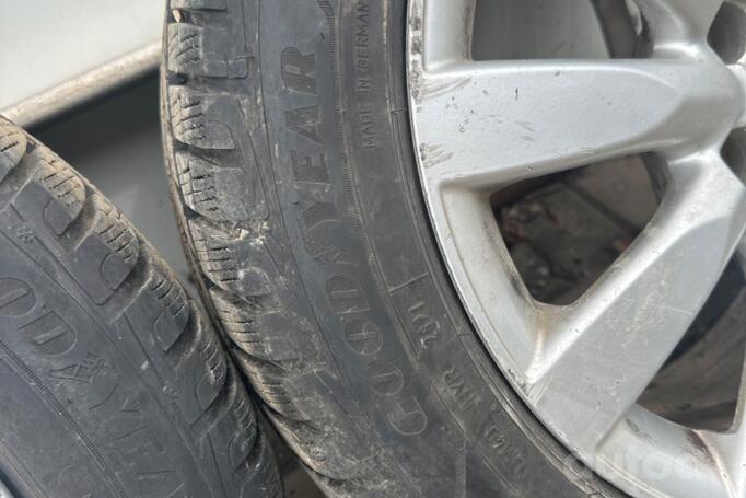Audi, stop lekki
