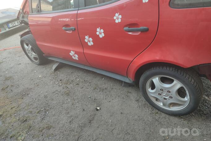 Mercedes, stop lekki