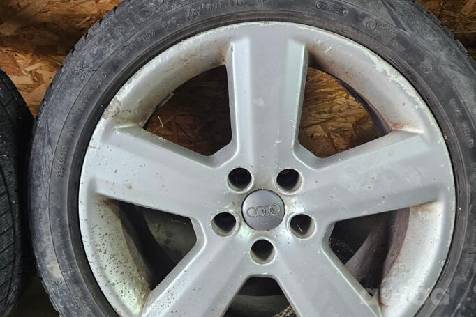 Audi, stop lekki