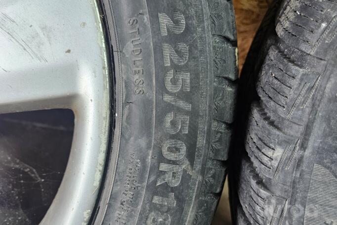 Audi, stop lekki