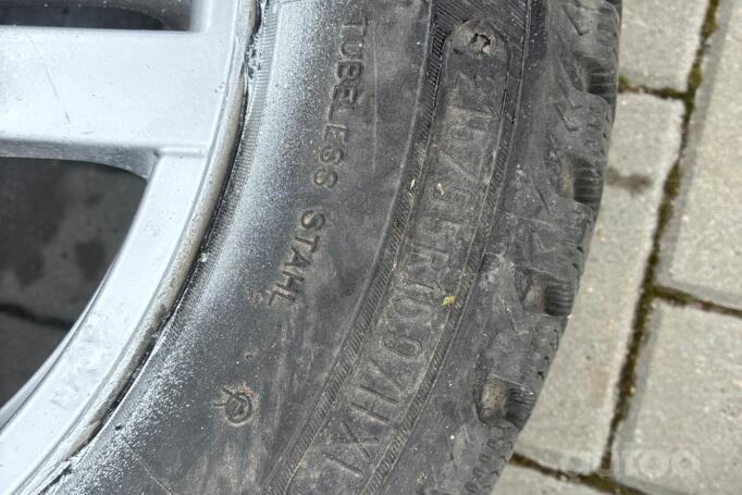 Audi, stop lekki