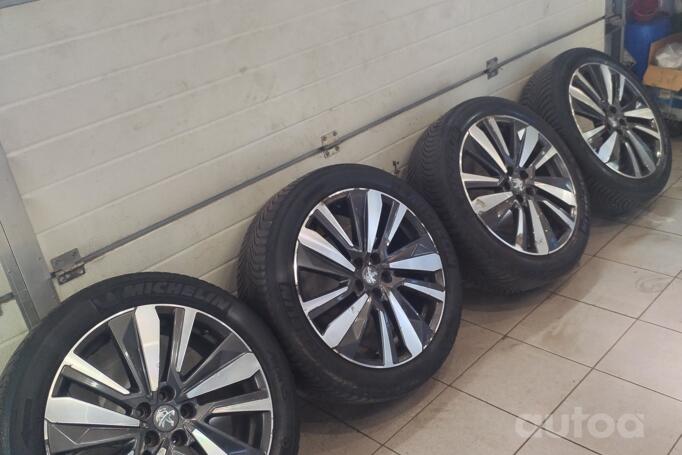 Peugeot, stop lekki