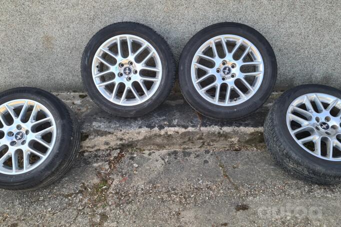 Ford Mustang, stop lekki