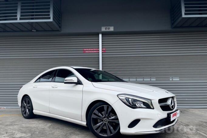 Mercedes-Benz, stop lekki