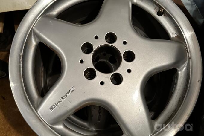 Mercedes, stop lekki