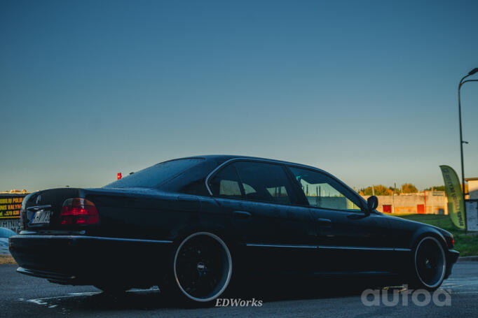 BMW r20 ratai, stop lekki