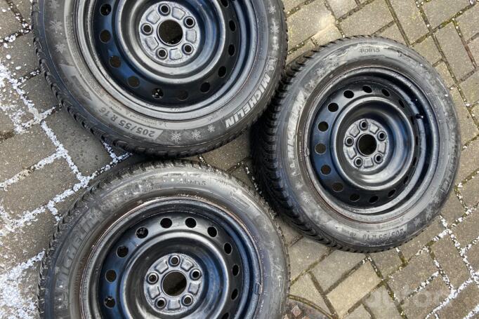 ınne, stal tłoczona