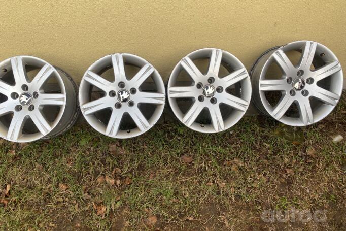 Audi BBS, stop lekki